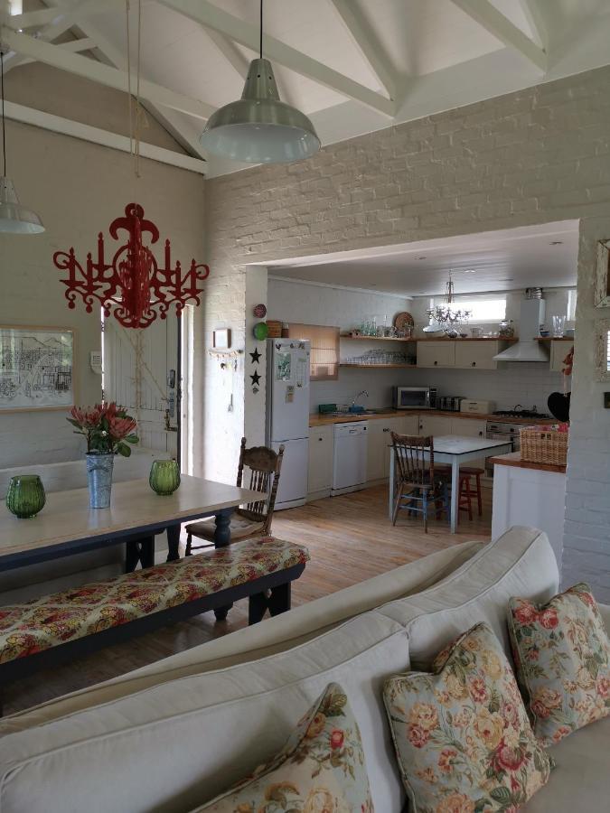 The Crowded House Villa Pringle Bay Exteriör bild