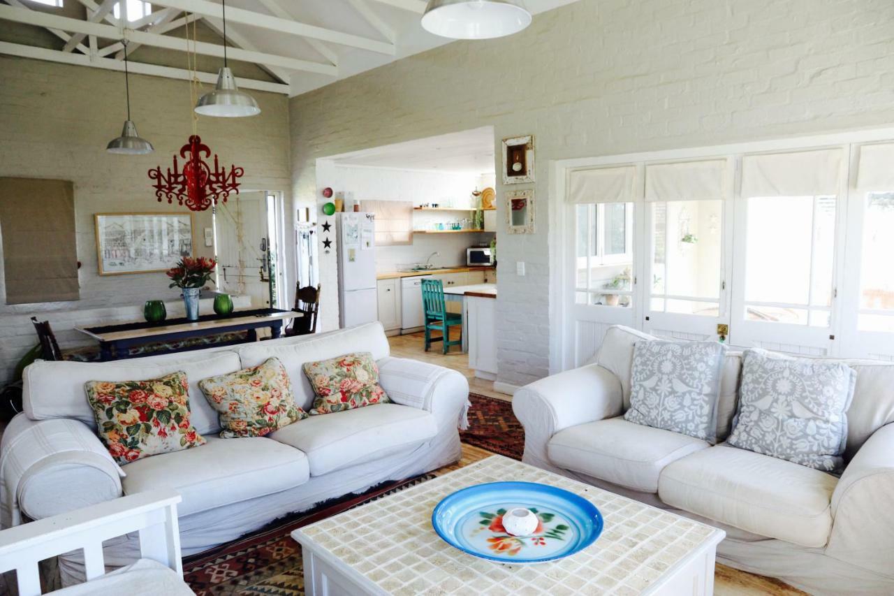 The Crowded House Villa Pringle Bay Exteriör bild