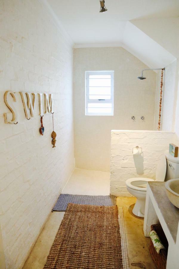 The Crowded House Villa Pringle Bay Exteriör bild